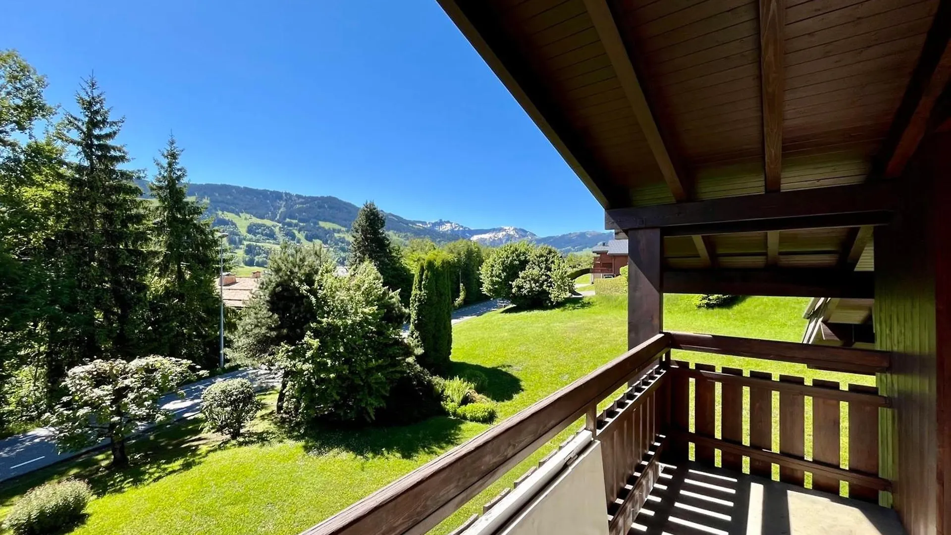 Charming Apartment With A Beautiful View Combloux